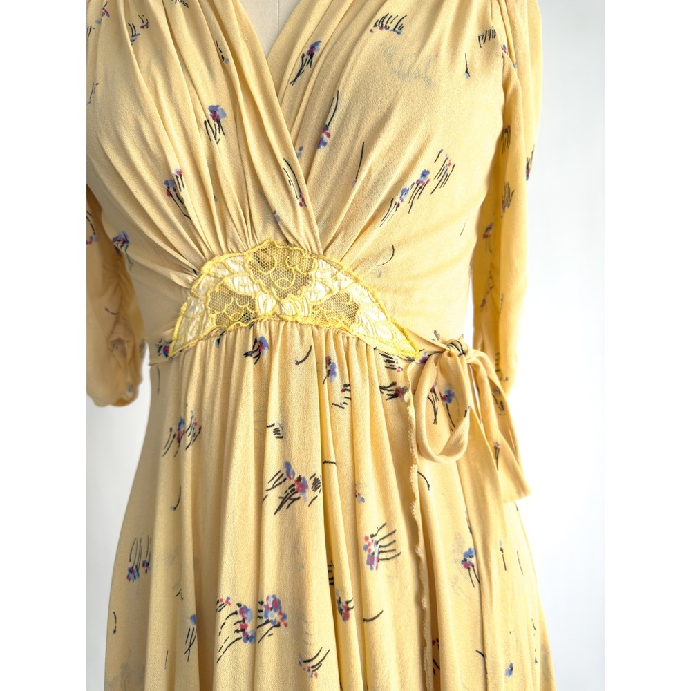 Virginie yellow floral vtg 70s‎ does 40s knee length dress - Picture 4 of 9